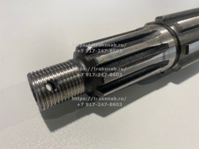 Вал раздаточной коробки