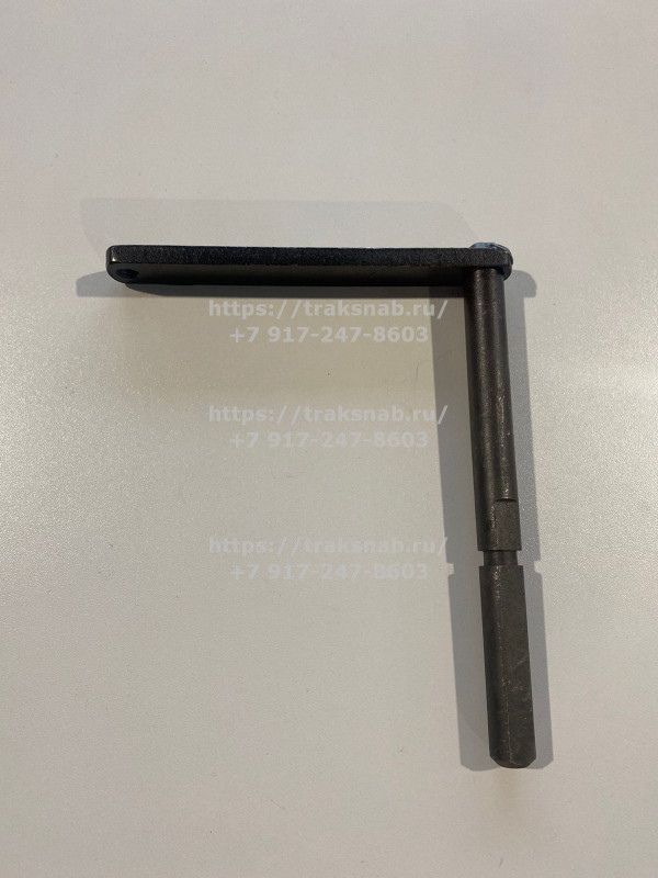 Шпилька проставки конической передачи — 2
