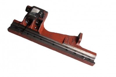 Боковина левая (литая) МТЗ-1221