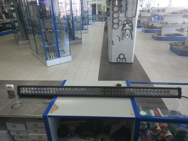 Балка светодиодная CH008 288W 96 диодов по 3W (габаритные размеры 83*82*115*1335мм) — 2