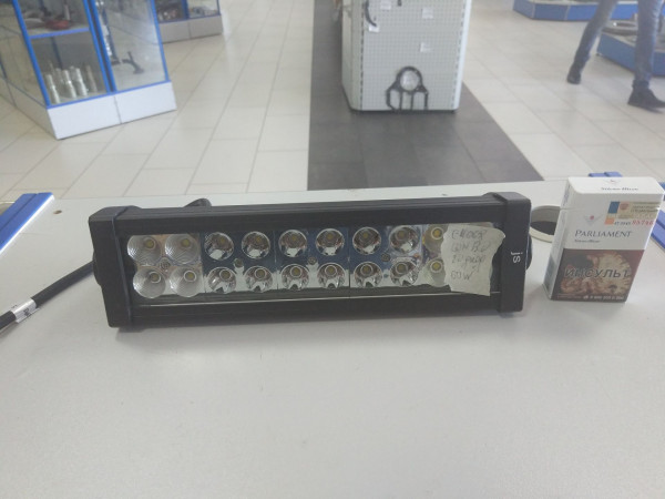 Балка светодиодная CH008 60W COMBO 20 диодов по 3W(габаритные размеры 83*82*115*365мм) — 2